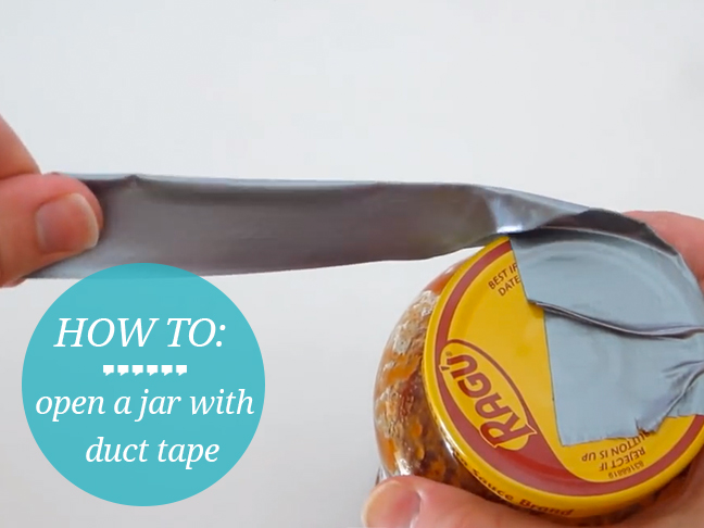 VIDEO Life Hack How To Open Jars With Tight Lids   How To Open A Jar 