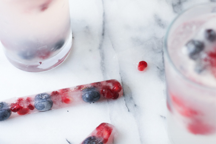 Festive 4th of July: Raspberry & Blueberry Ice Cubes