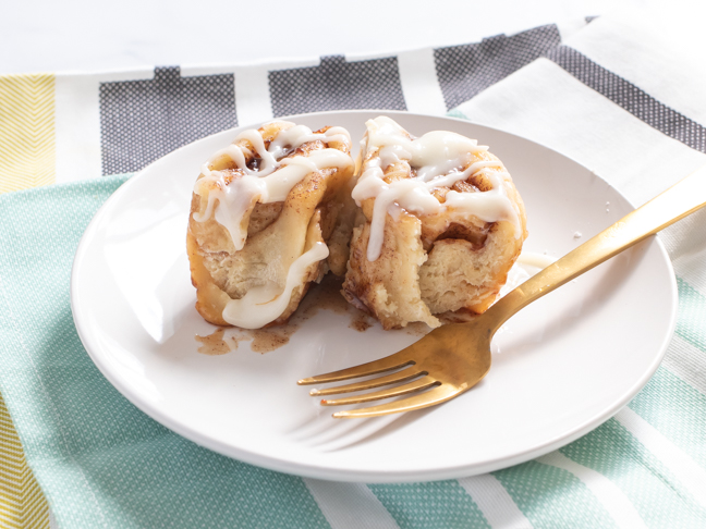 How to Make No-Yeast Cinnamon Rolls In An Instant Pot