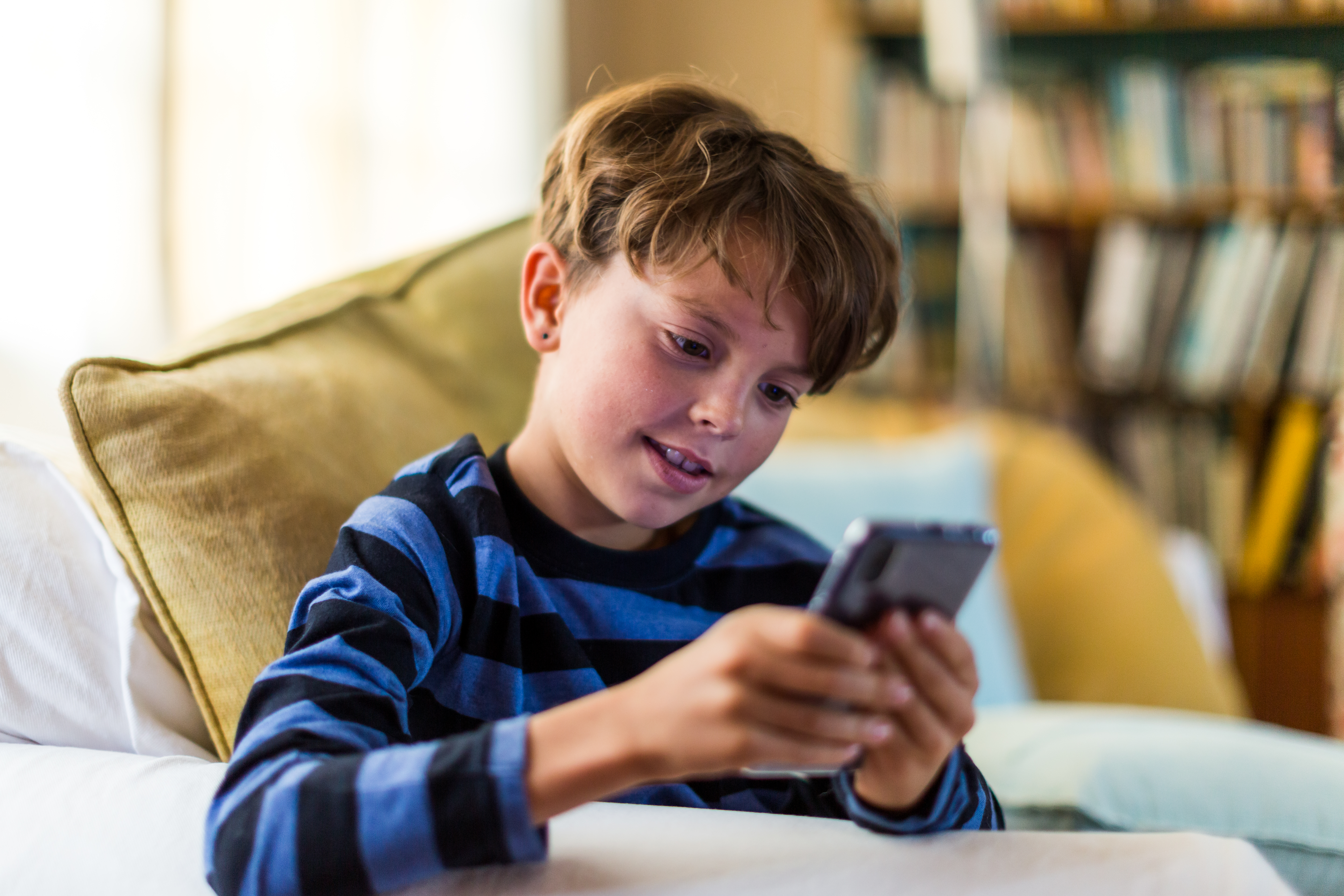 When Should You Get Your Kids A Cell Phone?