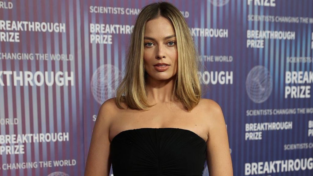 Margot Robbie pregnant