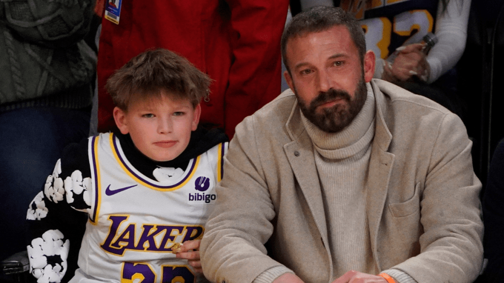 Ben Affleck son Samuel sneakers convention video