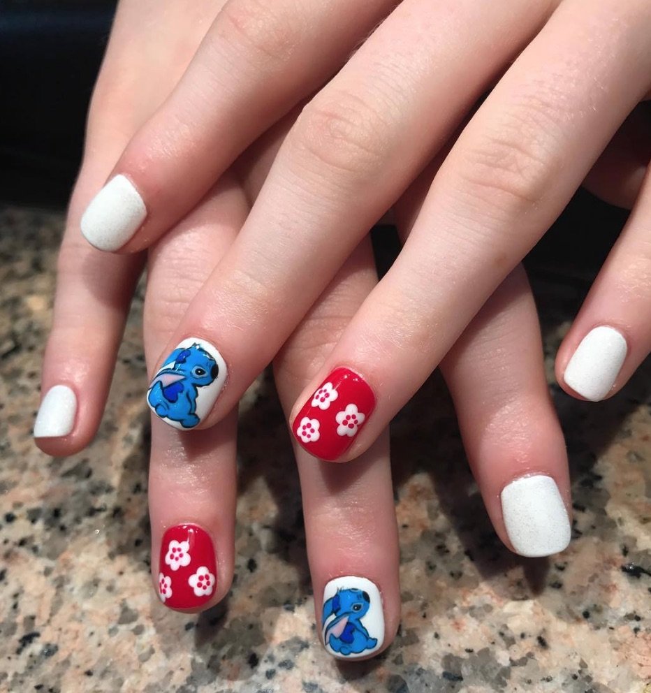 Simple Disney Nail Art Ideas for Mickey Mouse Nails